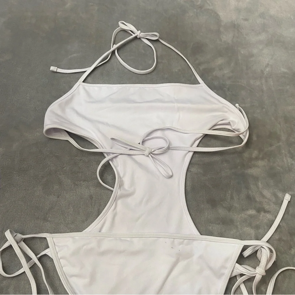 New! FRANKIES BIKINIS Victoria's Secret Icon One Piece monokini 24678